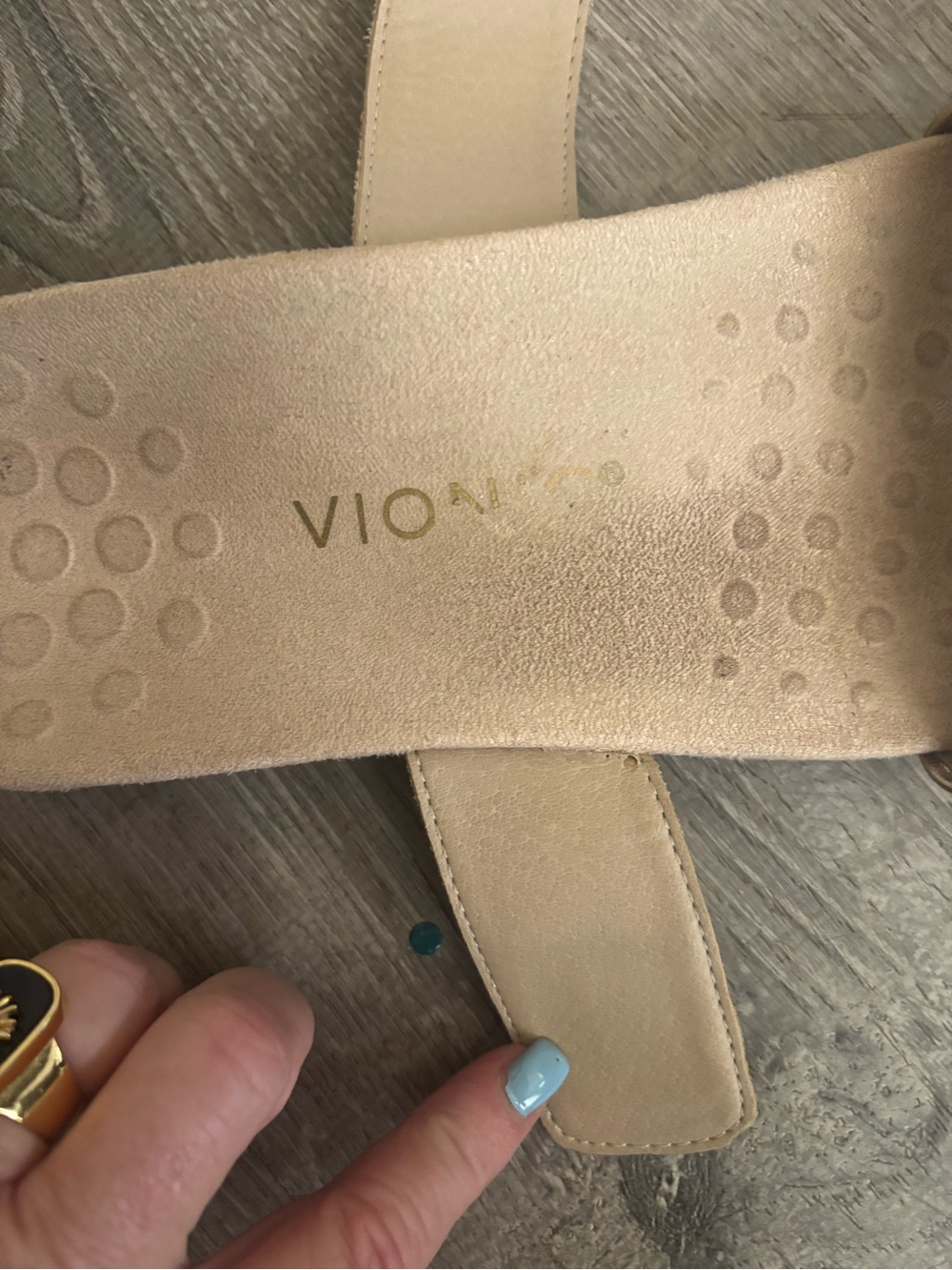 Vionic sandals size 8 - Picture 2 of 5